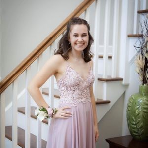 Meet your Posher, Lily